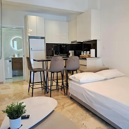 Luxury Suite Patras Exterior foto